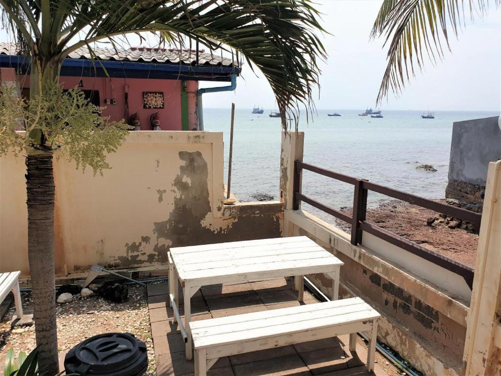 Sea Beach Koh Larn 2 Hotel Exterior foto
